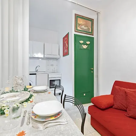 Apartment B Boutique