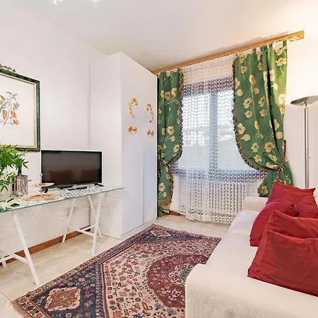 B Boutique Apartment *
